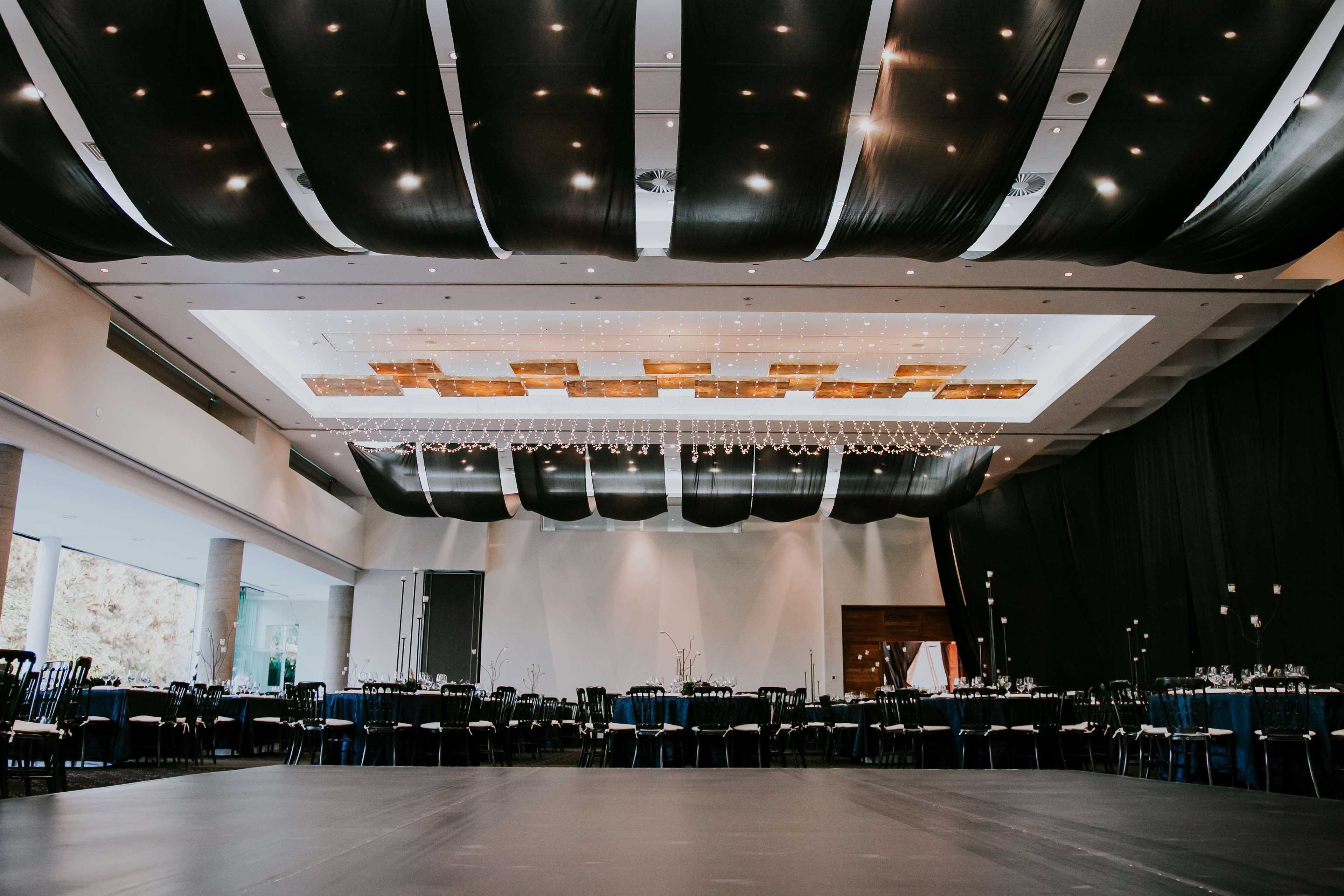 Radisson Poliforum Plaza Hotel Леон Экстерьер фото
