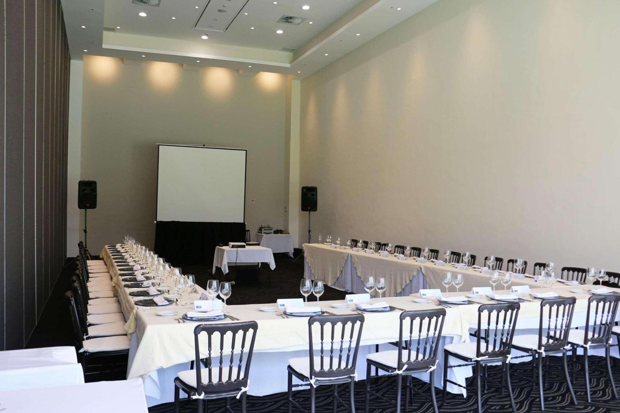 Radisson Poliforum Plaza Hotel Леон Экстерьер фото